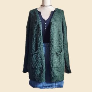 Emerald green oversized cardigan sweater with pockets